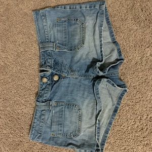 American Eagle Short Shorts